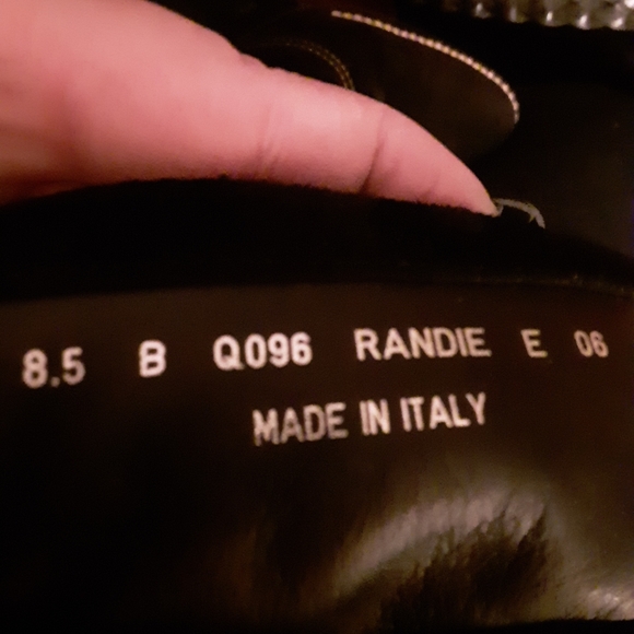 COACH Rande Suede in black. Size:8.5 - Picture 2 of 8